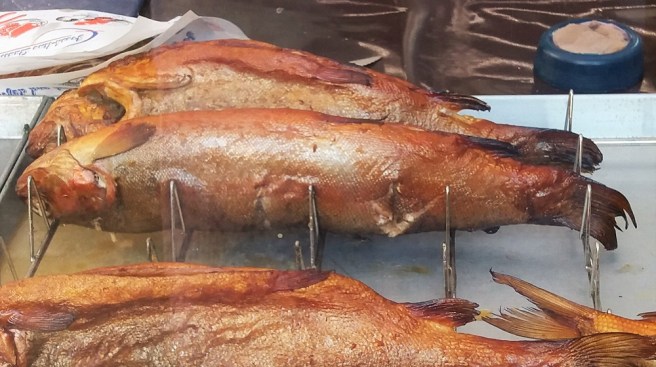 Fische auf dem Grill